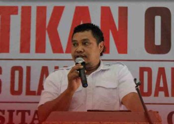 Pimpinan Fakultas Olahraga dan Kesehatan UNG Beri Penguatan Untuk Ormawa