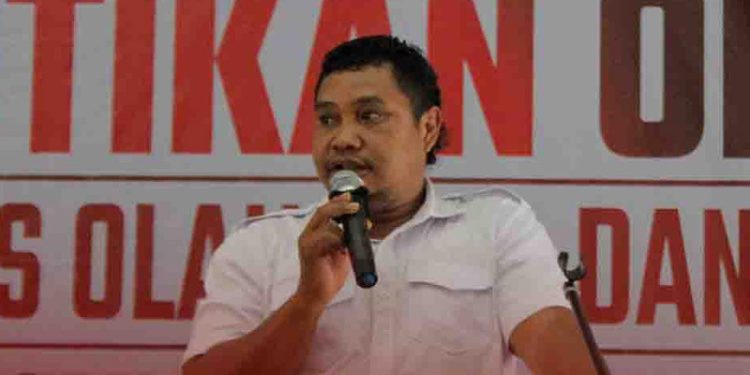 Pimpinan Fakultas Olahraga dan Kesehatan UNG Beri Penguatan Untuk Ormawa