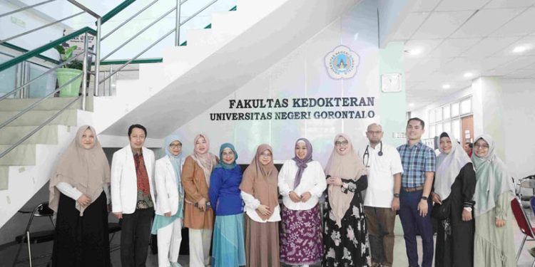 Fakultas kedokteran UNG Menggelar Pemeriksaan Kesehatan Gratis