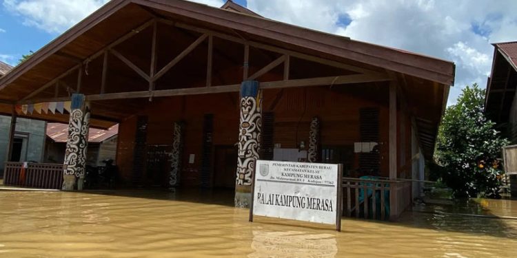 Banjir di Kabupaten Berau Menewaskan Dua Orang