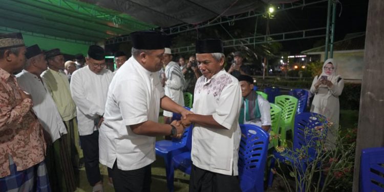 Rektor UNG Berbelasungkawa Kepada Keluarga Mahasiswa Korban Musibah KKN di Sulawesi Utara