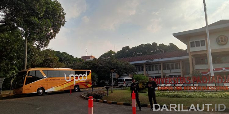 Cara UTBK Unpad Mendeteksi Pencurian Identitas Peserta Melalui Pesan WhatsApp