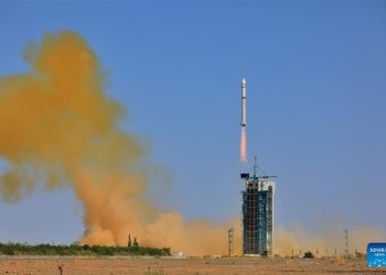 Tiongkok Meluncurkan Satelit Untuk Pemantauan Bencana Alam