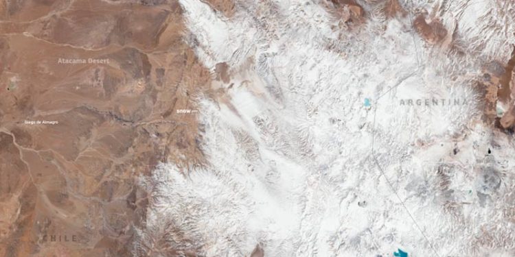 Hujan Salju di Gurun Atacama Tempat Terkering di Bumi, Cuaca Dingin Luar Biasa Melanda Amerika Selatan