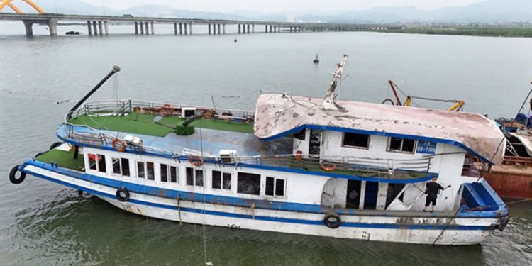 Kapal Wisata Terbalik di Teluk Ha Long Vietnam, 35 Orang Tewas