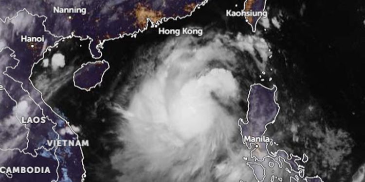 Mengarah ke Vietnam, Siklon Tropis di Laut Cina Selatan Akan Menguat Menjadi Topan