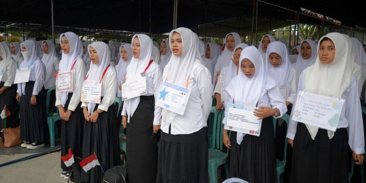Mahasiswa Baru UNG Dapat Pembekalan Penguatan Karakter