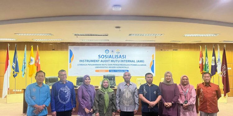 UNG Sosialisasi Instrumen Audit Mutu Internal