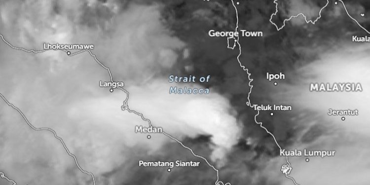 Badai Siklon Senyar Berada di Dekat Kota Medan, Menuju Selat Malaka dan Malaysia