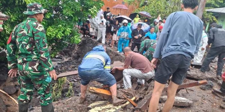 Korban Tewas Banjir di Pulau Siau Sulawesi Utara Bertambah Menjadi 11 Orang