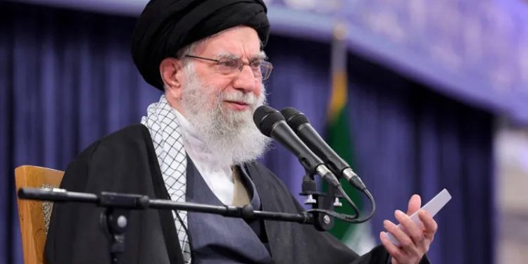 Iran Mengonfirmasi Kematian Pemimpin Tertinggi Ali Khamenei Setelah Serangan AS-Israel