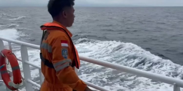 Kapal Nazila 05 Tenggelam di Laut Maluku, 27 Kru Dalam Pencarian