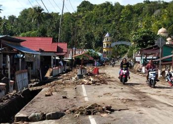 Korban Terseret Longsor Hingga ke Laut di Pesisir Bone Bolango Selamat
