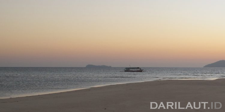 Penambangan Pasir Mengakibatkan Degradasi Lingkungan