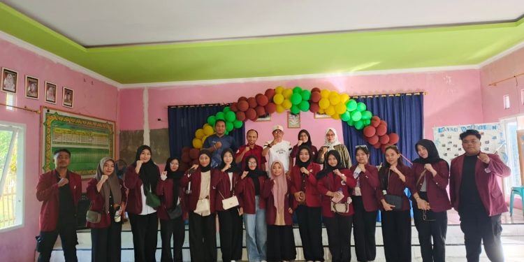 Mahasiswa KKN UNG-UGM Akan Kembangkan Energi Berbasis Tenaga Surya di Botutonuo