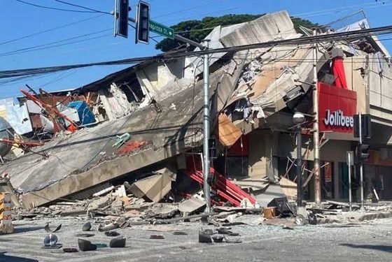 Puluhan Bangunan Roboh Akibat Gempa Dahsyat Dekat Sarangani Filipina Selatan