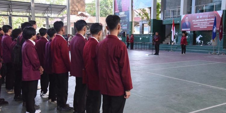 Rektor UNG Lantik Pengurus Ormawa 2026