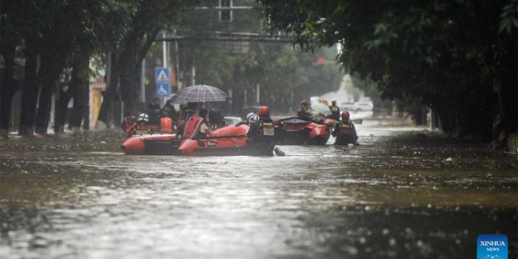 Badai Tropis Maysak Mengakibatkan 6 Orang Tewas dan 130 Ribu Dievakuasi di Guangxi Cina