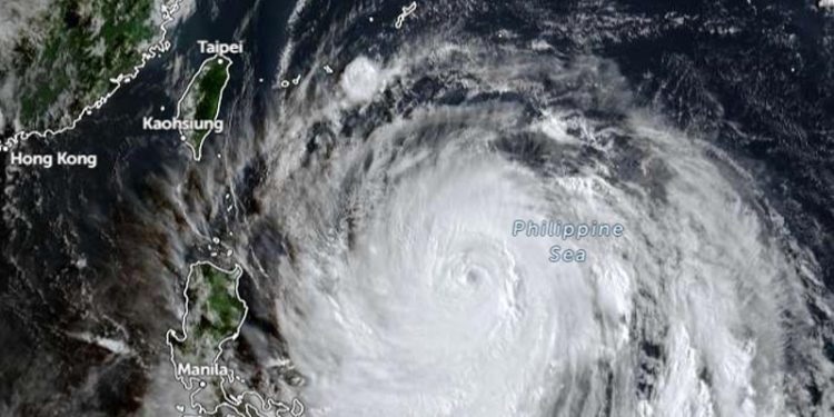 Masih Lebih Dari 1000 km Topan Super Bavi Sudah Mengganggu di Taiwan dan Cina Timur