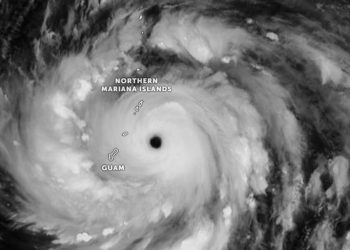 Topan Super Bavi Mendekati Kepulauan Mariana Utara, Bawa Gelombang 15 Meter