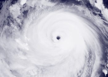 Topan Super Bavi Mengarah ke Selatan Jepang dan Pantai Timur Cina