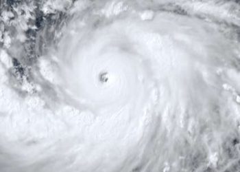 Topan Super Bavi Menuju Kepulauan Mariana Utara