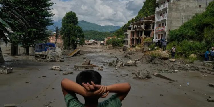 Kehancuran Setelah Banjir Dahsyat di Nepal dan Tibet, 17 Ribu Anak Terdampak