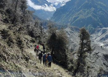 Ancaman Baru Dari Danau Alami Setelah Runtuhnya Gletser Himalaya di Perbatasan Nepal-Tibet