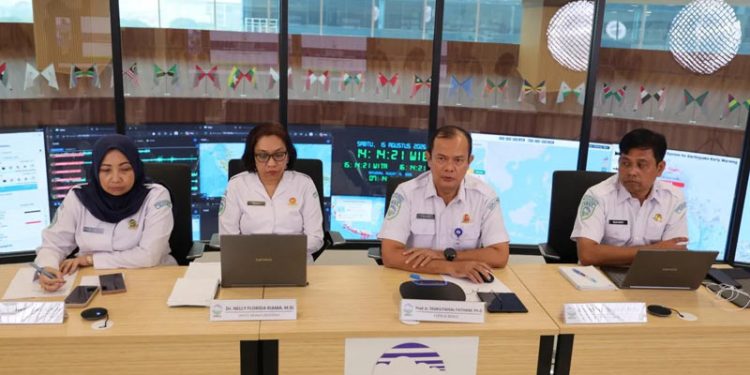 BMKG Kirim Tim Ahli Survei Pemetaan Gempa Bumi M 7,7 di NTT dan Tsunami