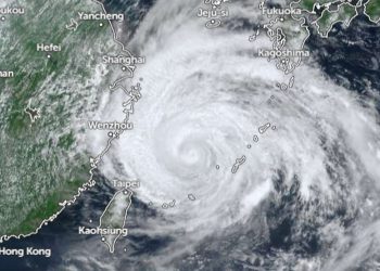 Typhoon Dolphin’s Path Forms a Hexagonal Pattern Heading Toward China’s East Coast