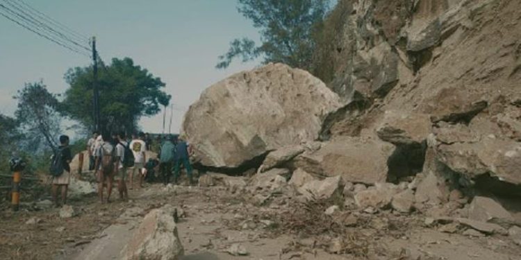 Gempa Dahsyat NTT Akibat Aktivitas Sesar Naik Busur Belakang Flores, BMKG Catat 235 Susulan
