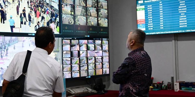 Penutupan 8 Bandara Akibat Erupsi Gunung Anak Krakatau, Menhub: Pastikan Pemeriksaan Pesawat Sebelum Beroperasi