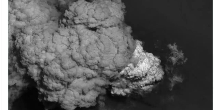 Satelit Copernicus Sentinel-2 Merekam Letusan Gunung Anak Krakatau