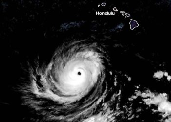 Hurikan Lowell Mendekati Kepulauan Hawaii Sebagai Badai Kategori 4